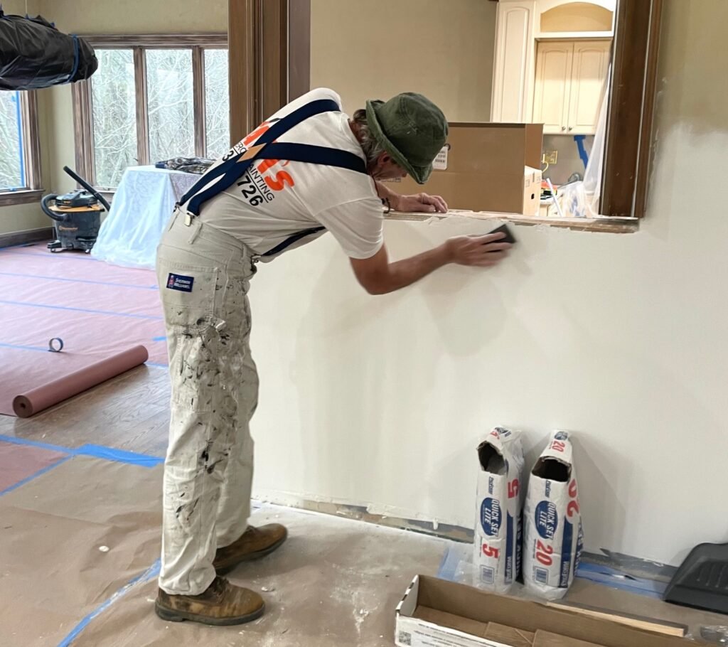 interior painter preps drywall in columbus ohio